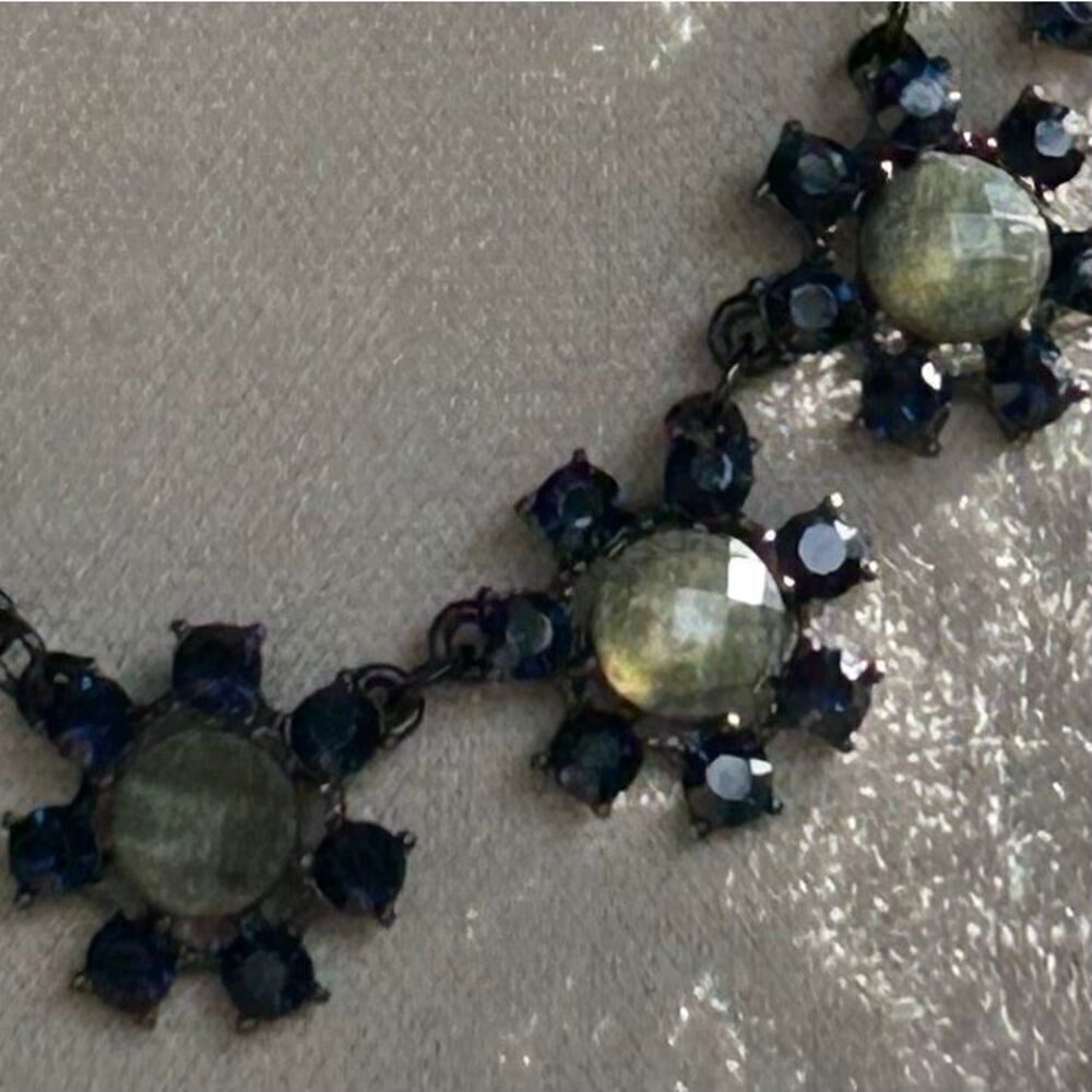 Floral Bib Costume Necklace 16" Blue Rhinestones Black Gun Metal Colored Chain - Picture 12 of 12